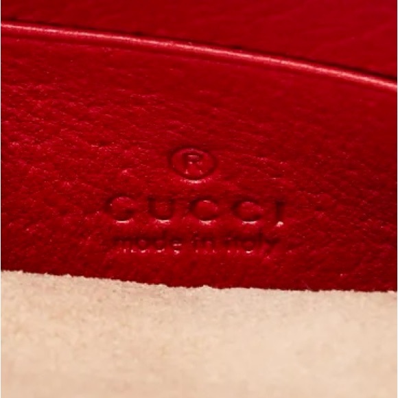 GUCCI Red Strawberry Crossbody Bag 719725 Gold Chain Fruit Pochette Mini Purse - Picture 14 of 16